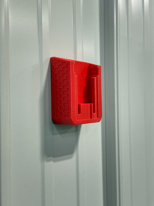 Magnetic Milwaukee M18 Battery Holder